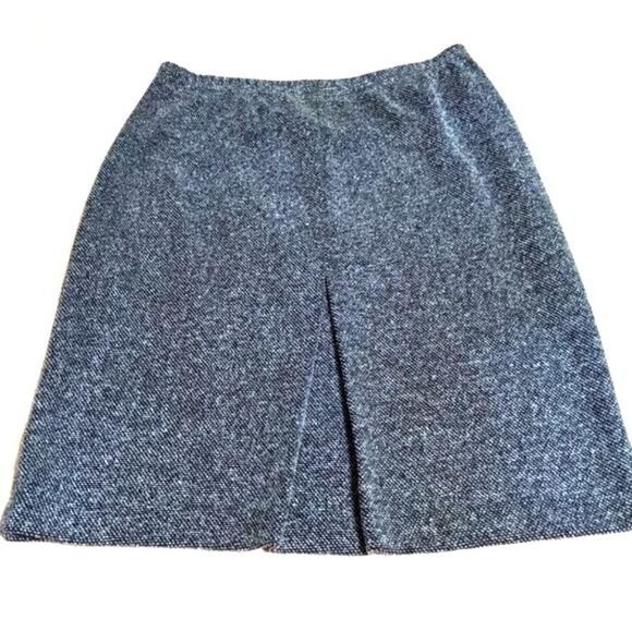 Vintage 2005 Black & White Tweed Pull On Skirt by MixIt. - Picture 2 of 14